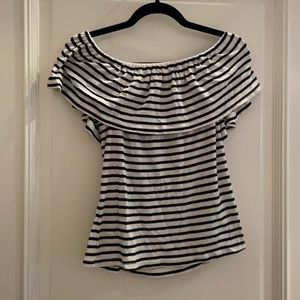 Splendid medium navy and off white striped top.
